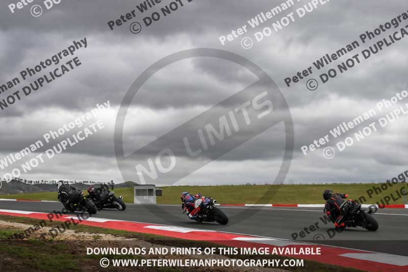 cadwell no limits trackday;cadwell park;cadwell park photographs;cadwell trackday photographs;enduro digital images;event digital images;eventdigitalimages;navarra;no limits trackdays;peter wileman photography;racing digital images;trackday digital images;trackday photos